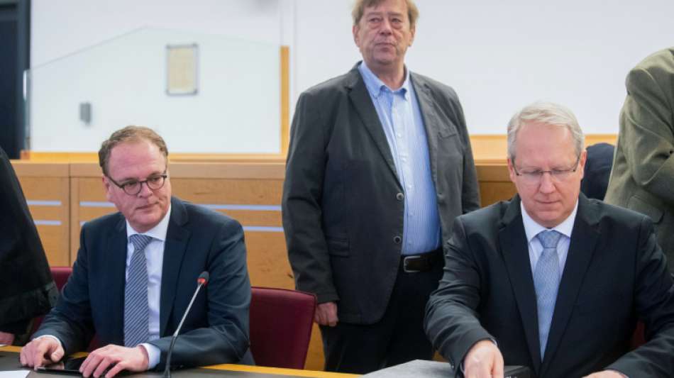 Untreueprozess gegen Hannovers früheren Oberbürgermeister Schostok begonnen