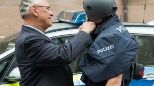 Bayerns Innenminister bescheinigt Migranten erhöhte Gewaltbereitschaft