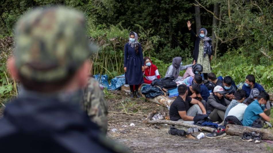 Polnische Hilfsorganisation: Lage der festsitzenden Migranten lebensbedrohlich 