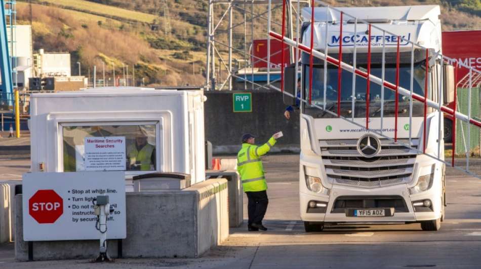 Nordirisches Gericht setzt Stopp der Zollkontrollen f&uuml;r britische Importe aus