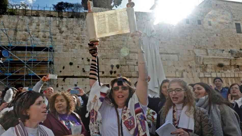 Ultraorthodoxe Juden greifen Frauen an Jerusalemer Klagemauer an