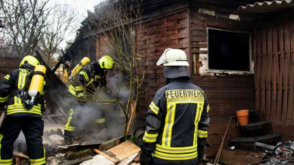 Älteres Ehepaar bei Wohnhausbrand im nordrhein-westfälischen Windeck getötet