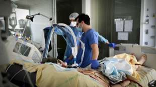 Frankreich weitet Lockdown auf 23 Millionen Bürger aus