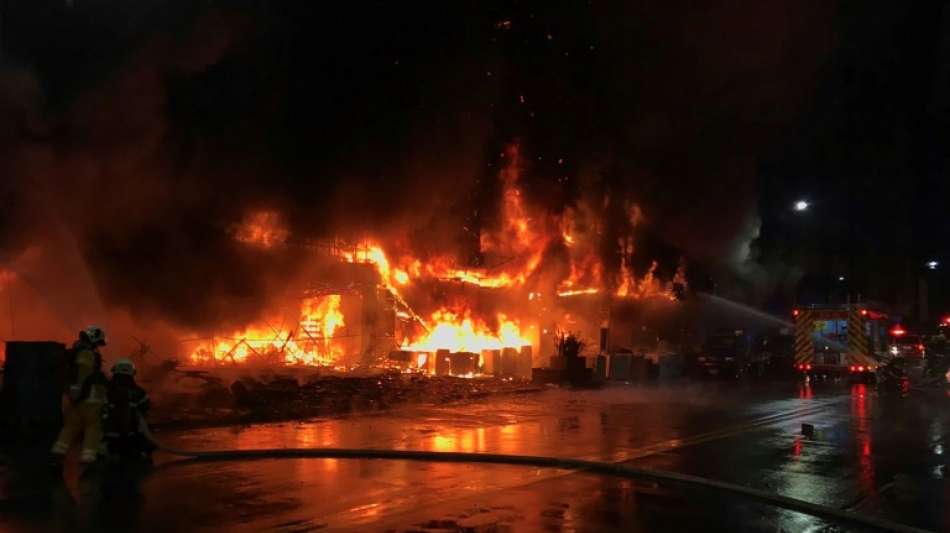 Verheerender Hochhausbrand in Taiwan vermutlich durch R&auml;ucherst&auml;bchen ausgel&ouml;st