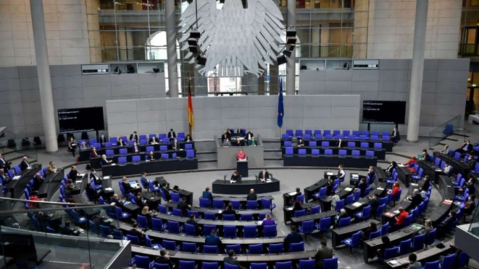Bürgerinnen und Bürger wenden sich häufiger an Petitionsausschuss des Bundestags