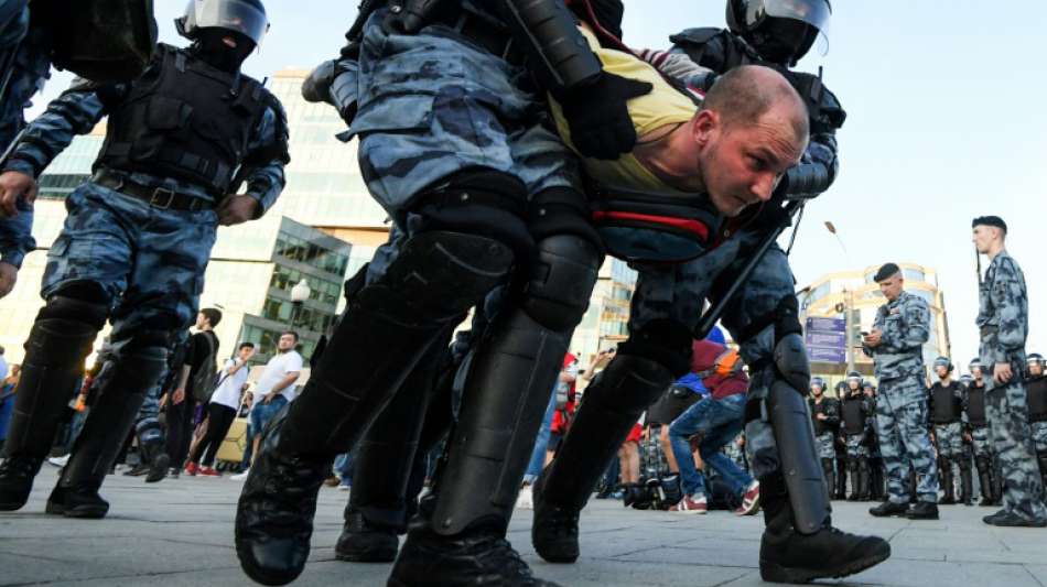 Aktivisten: Mehr als 1300 Demonstranten bei Protesten in Moskau festgenommen