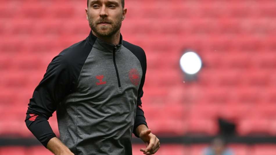 Eriksen bekommt Defibrillator - Rettung durch deutschen Arzt