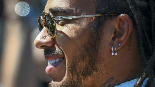 Hamilton: "Aufgewacht und gleich ans Rennfahren gedacht"