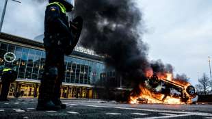 Rutte verurteilt Ausschreitungen und Plünderungen in niederländischen Städten