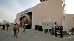 Mehr als 80 Tote durch Brand auf Corona-Station in Krankenhaus im Irak