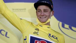 Nur der berühmte Opa hatte kein Gelb: Van der Poel macht es wie der Vater