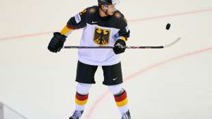 Eishockey-Nationalspieler Kahun sammelt 21.000 Euro für Kinderhospiz