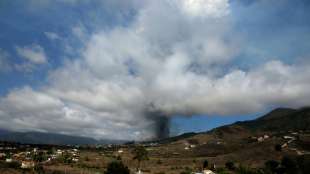 Erstmals seit 50 Jahren Vulkan Cumbre Vieja auf La Palma ausgebrochen