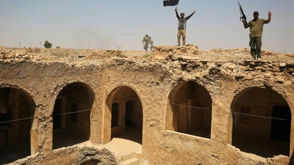 Irak: Armee vor Tal Afar Einnahme von den IS-Bestien