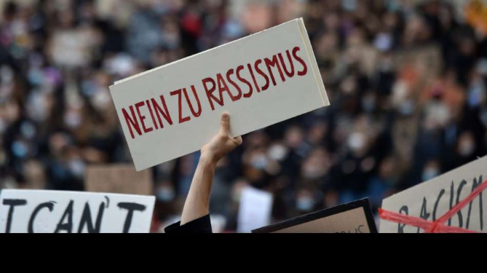 Umfrage: Jeder Zweite asiatischer Herkunft erlebte während Pandemie Rassismus