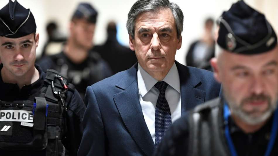 Frankreichs Ex-Premier Fillon im Aufsichtsrat von russischem &Ouml;lkonzern Sibur