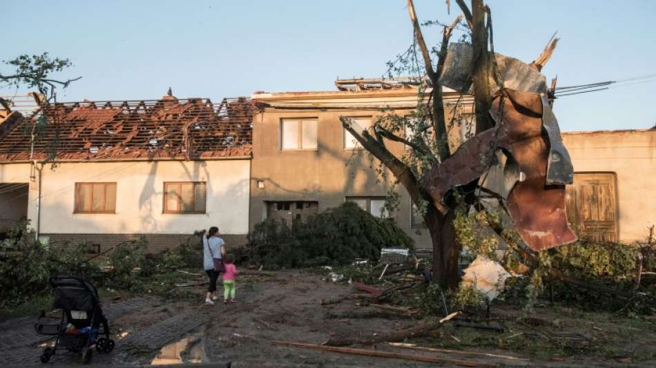 Zahl der Todesopfer nach Tornado in Tschechien auf mindestens f&uuml;nf gestiegen