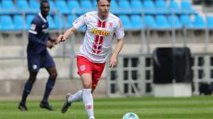 2. Bundesliga: Regensburg &uuml;bernimmt Tabellenf&uuml;hrung - Hannover verliert erneut