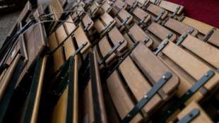 Schleswig-Holstein hält an Öffnung von Außengastronomie unter Auflagen fest 