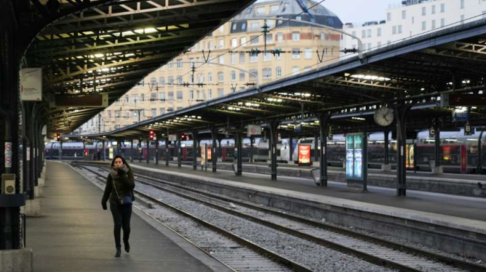 Weiter massive Einschränkungen im Zugverkehr wegen Streiks in Frankreich