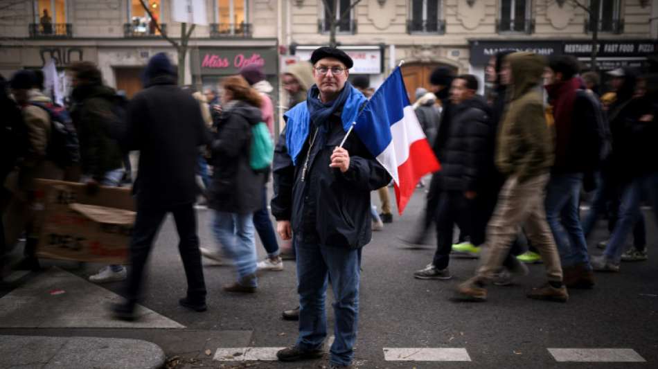 Franzosen für Dienstag erneut zu Massenprotesten aufgerufen