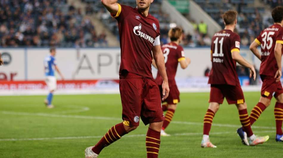 Terodde mit Doppelpack: Schalke siegt in Rostock