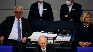 Sch&auml;uble betont Vorbildfunktion des Parlaments f&uuml;r gesellschaftliche Debatte