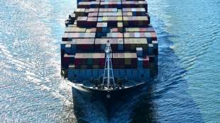 H&auml;ndler rechnen mit Lieferengp&auml;ssen und Preiserh&ouml;hungen wegen Engp&auml;ssen im Frachtverkehr