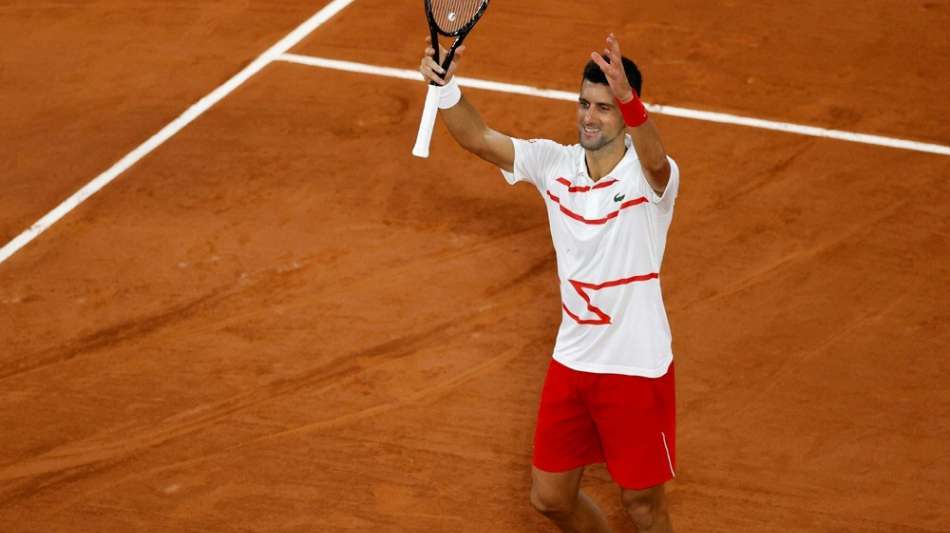 French Open: Djokovic ohne Mühe in Runde zwei