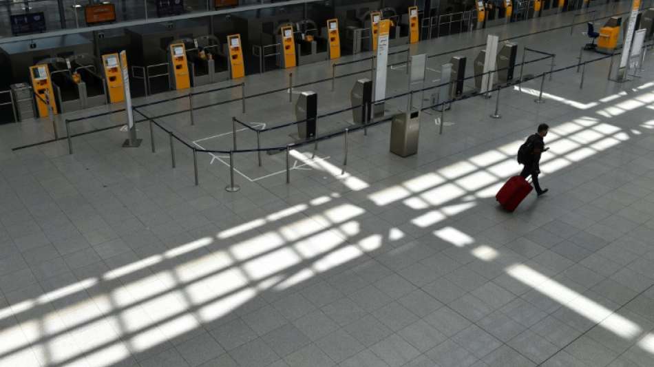 Gewerkschaft Verdi warnt vor Luftfahrtkonferenz vor Personalabbau in der Branche