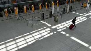 Gewerkschaft Verdi warnt vor Luftfahrtkonferenz vor Personalabbau in der Branche