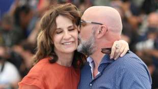 C&eacute;line-Dion-Darstellerin Lemercier n&auml;hert sich ihrem Vorbild mit Humor