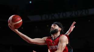 Dank Sch&uuml;tzenhilfe der USA: Basketballer erstmals seit 29 Jahren im Olympia-Viertelfinale