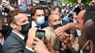 Macron-Ohrfeiger soll 18 Monate in Haft