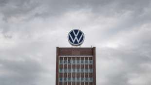 Aktuelle und ehemalige VW-Führungskräfte wegen Untreueverdachts vor Gericht