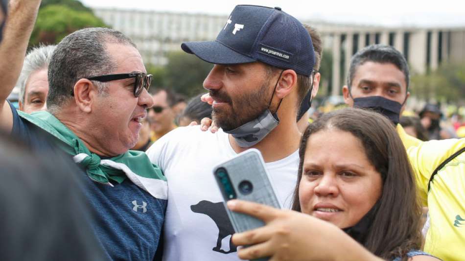 Erneut Demonstrationen für Bolsonaro in mehreren Städten Brasiliens