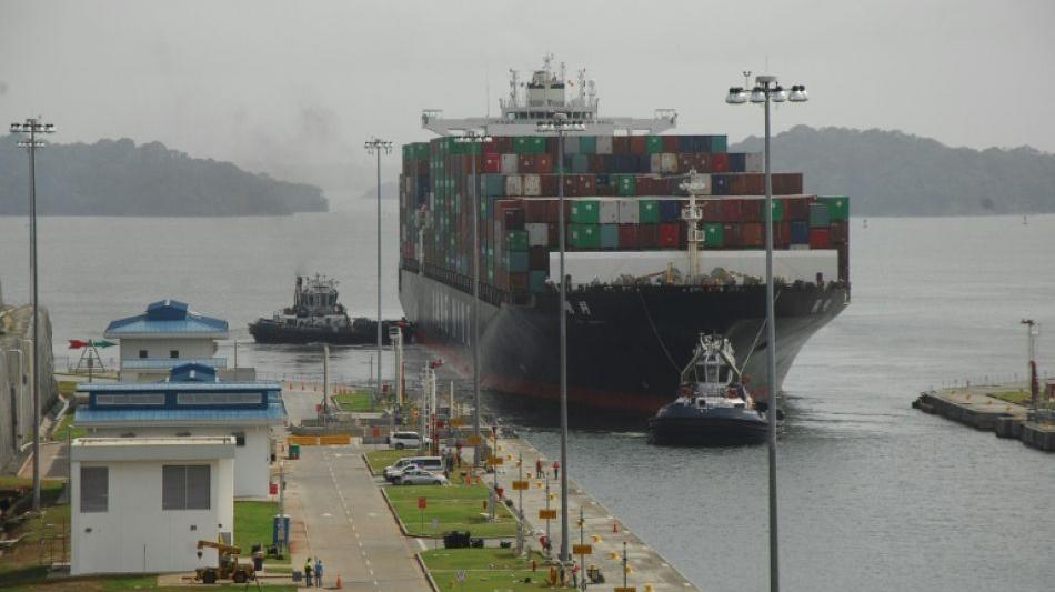 Panama nimmt diplomatische Beziehungen zu China (PRC) auf