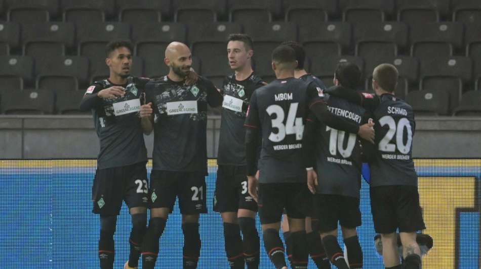 Platz unbespielbar: Bundesligaspiel Bielefeld-Bremen abgesagt