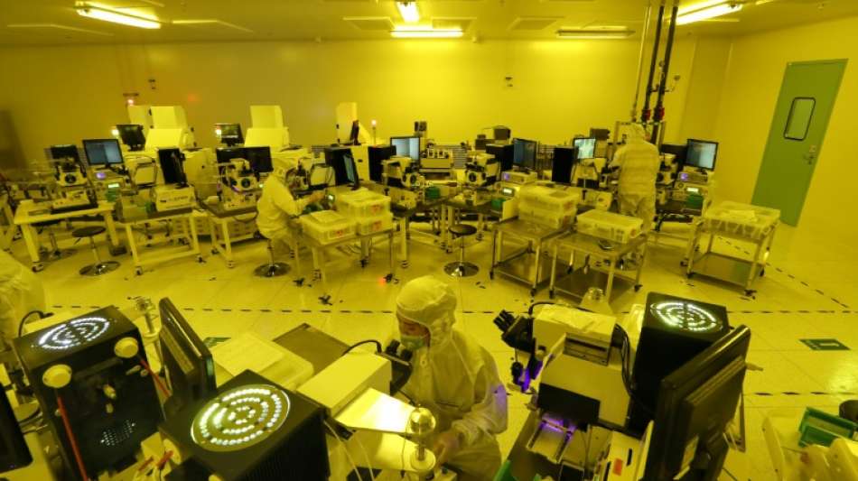 Chipmangel belastet Autobranche  