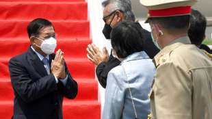 Myanmars Junta-Chef zu Krisengesprächen in Indonesien