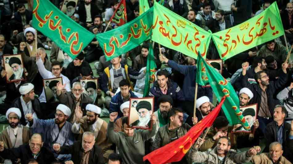 Irans Regierung warnt nach Protesten vor "illegalen Versammlungen"