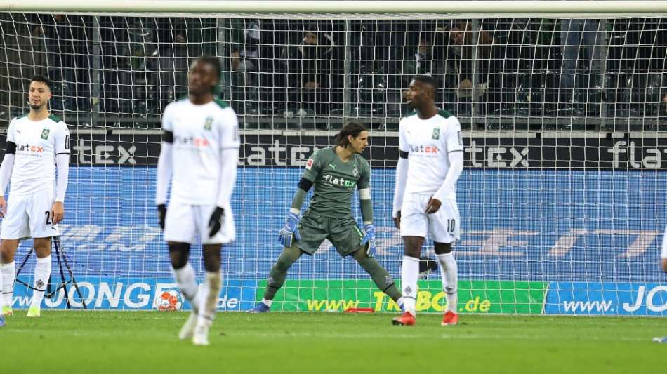 Historisches Desaster: Für Hütter wird es ungemütlich