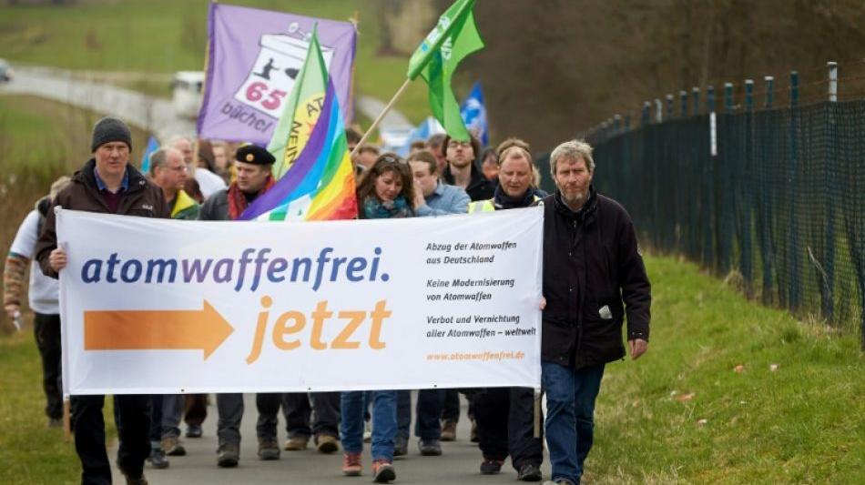 Union: Schulz-Forderung nach Atomwaffenabzug ist "Effekthascherei"