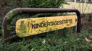 In zwei Dritteln aller Familien mit kleinen Kindern beide Eltern berufstätig