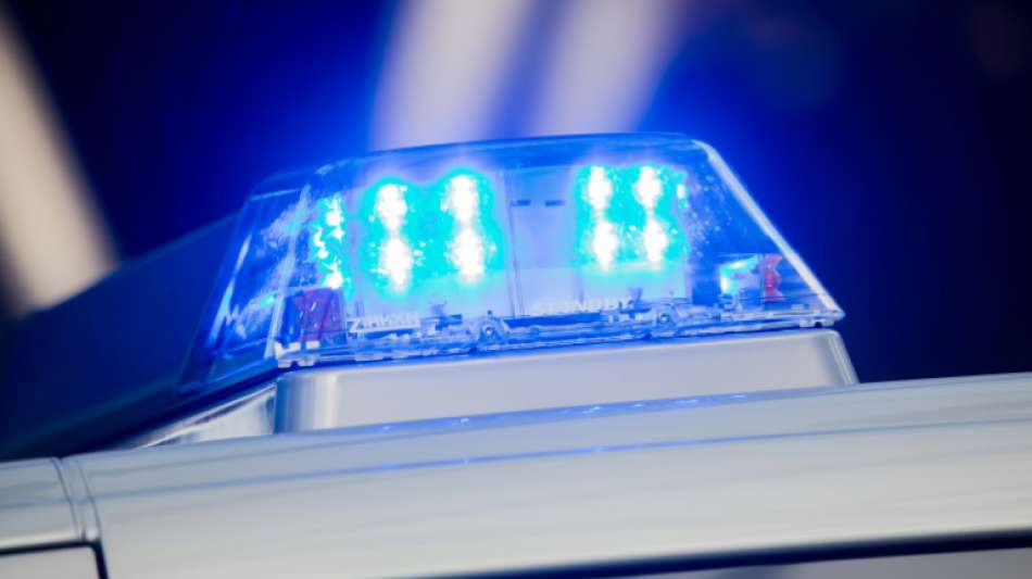 Mann ersticht Frau auf offener Straße in Stuttgart