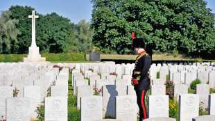 Britischer Bericht beklagt mangelnde Würdigung von gefallenen Minderheiten-Soldaten