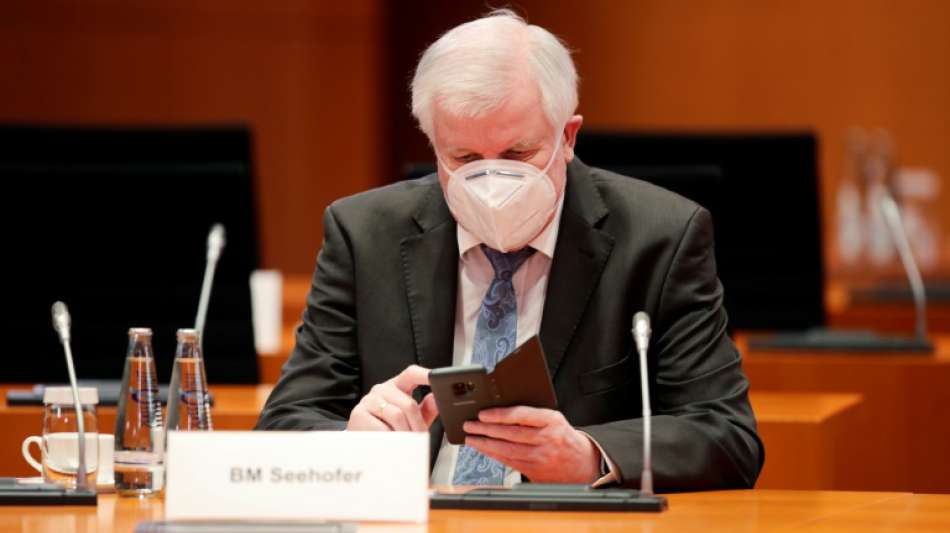 Seehofer: Einreise für systemrelevante Berufspendler trotz Kontrollen möglich