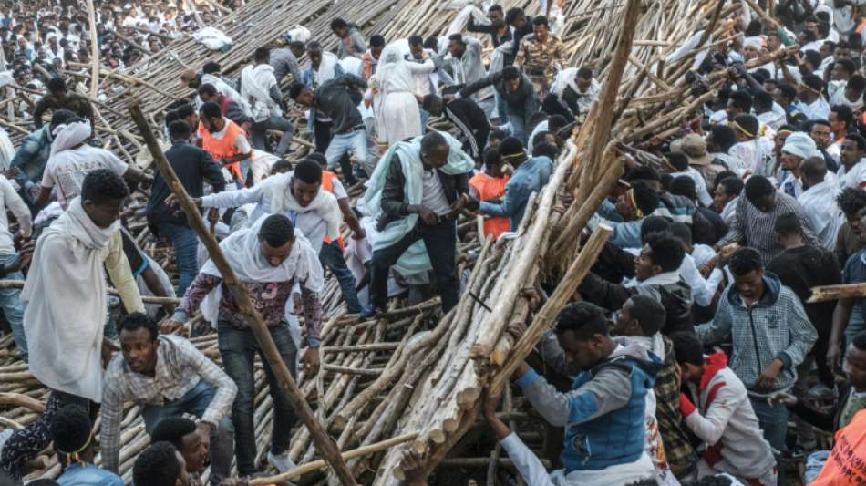Mindestens zehn Tote und hundert Verletzte bei Einsturz von Tribüne in Äthiopien