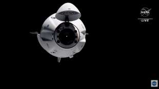 SpaceX-Kapsel mit vier Astronauten an Bord auf dem Rückweg von der ISS zur Erde