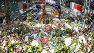 Tausende Menschen spenden nach tödlichem Angriff vom Frankfurter Hauptbahnhof
